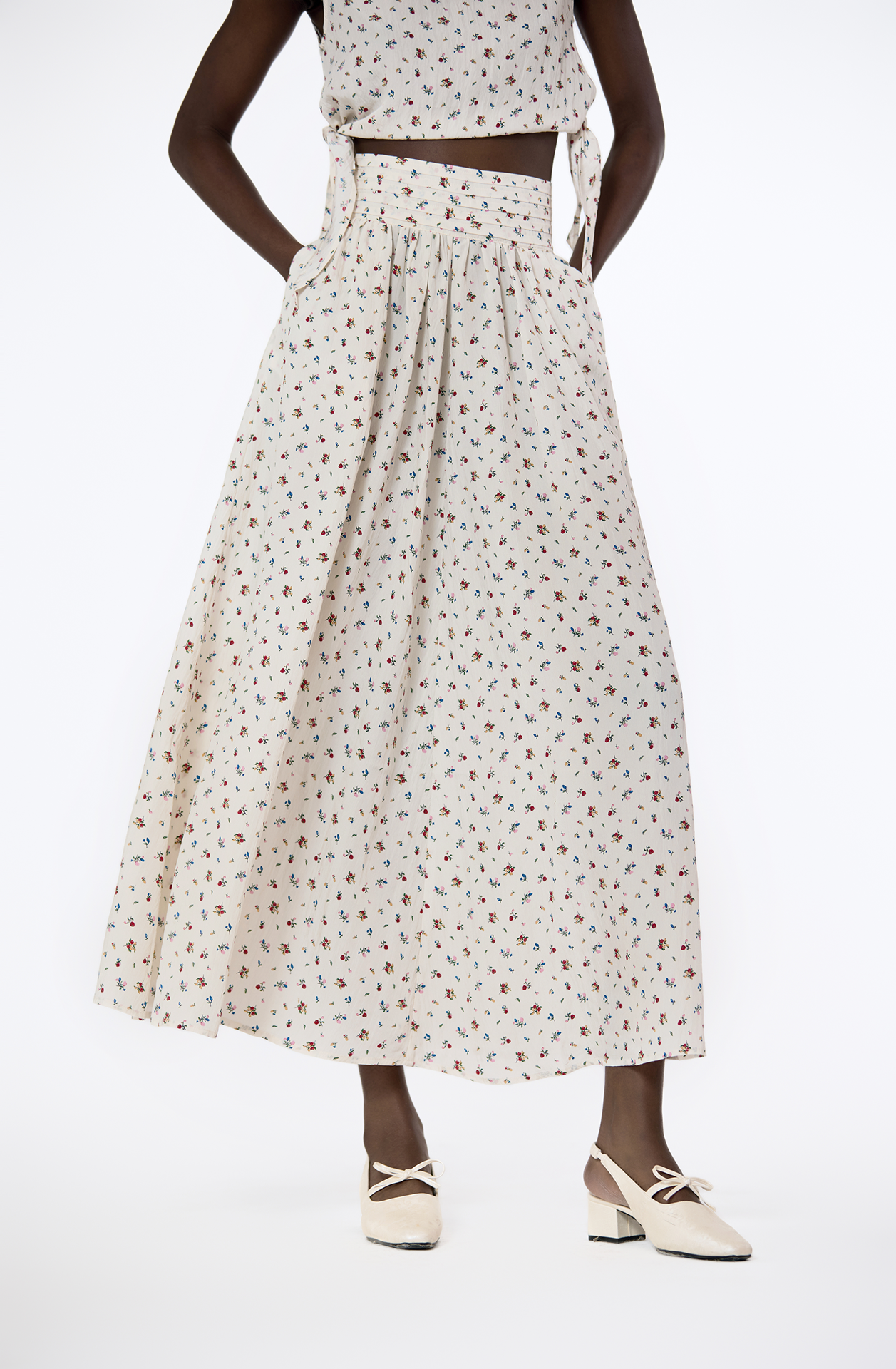 FEATURED SUMMER NIGHT SKIRT