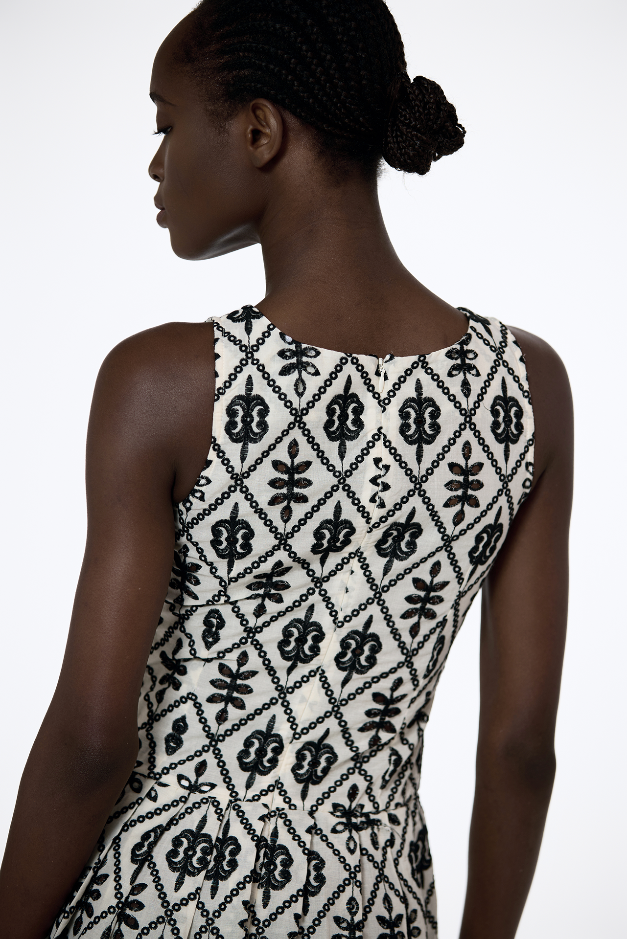 NIGHTINGALE DRESS