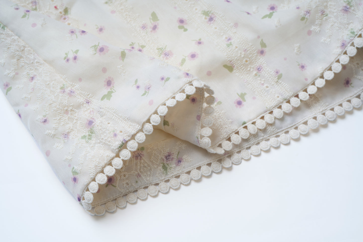 MOONFLOWER SHORT (DAISY PURPLE PRINT)