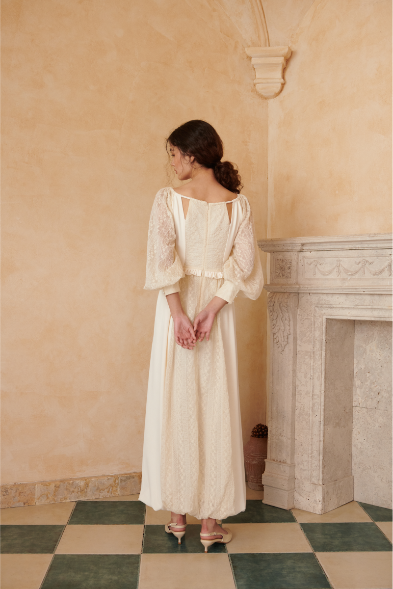 WHERE THE ROSE SHOULD GROW GOWN